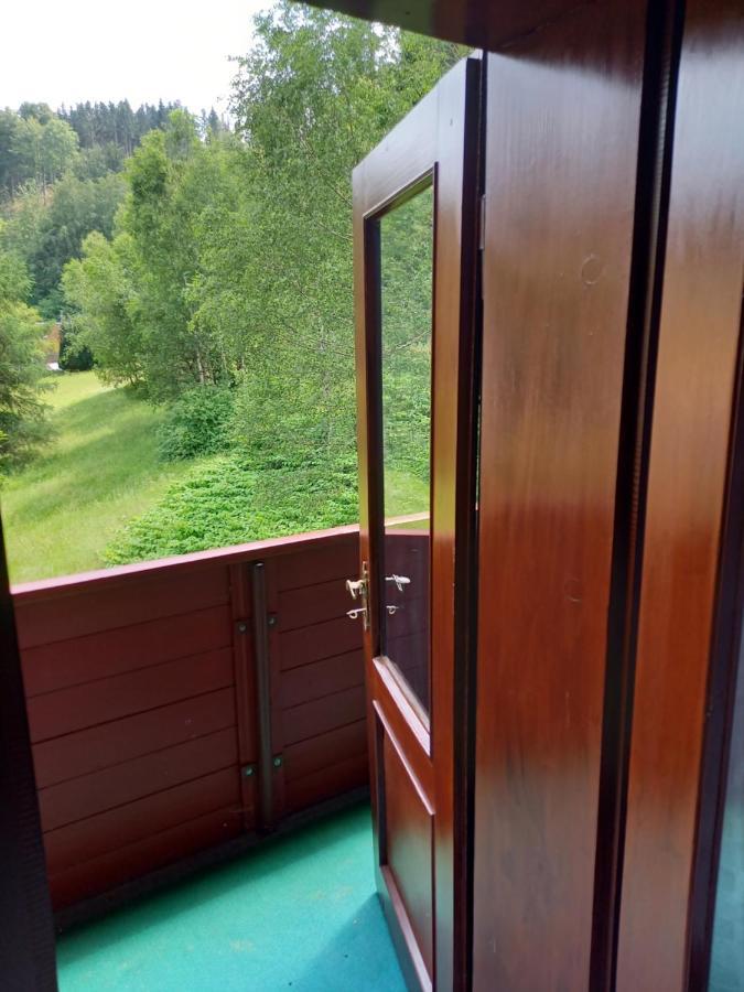 Monteurwohnung Aroba Fehrenbach Zewnętrze zdjęcie
